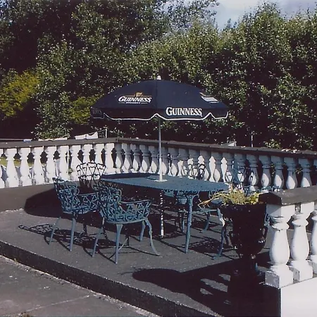 Bed & Breakfast Whitestream House