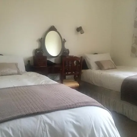 Whitestream House Ballina (Mayo)