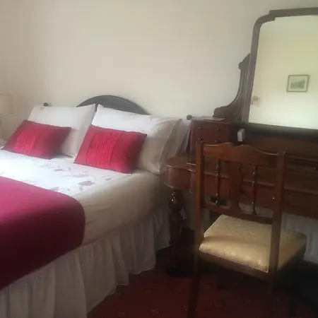 Bed & Breakfast Whitestream House *
