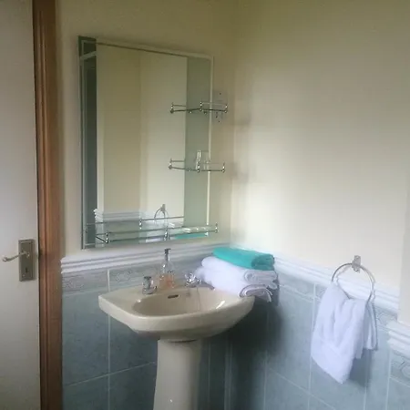 Whitestream House Bed & Breakfast